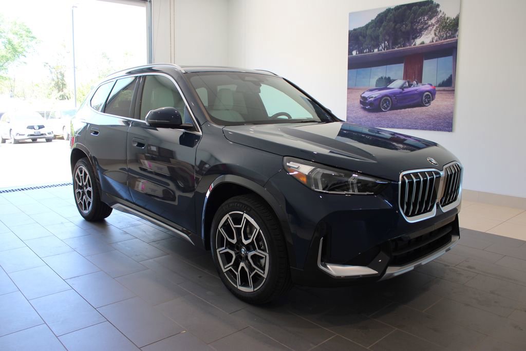 New 2026 BMW X1 xDrive28i w/ Technology Package AWD/4WD image 2