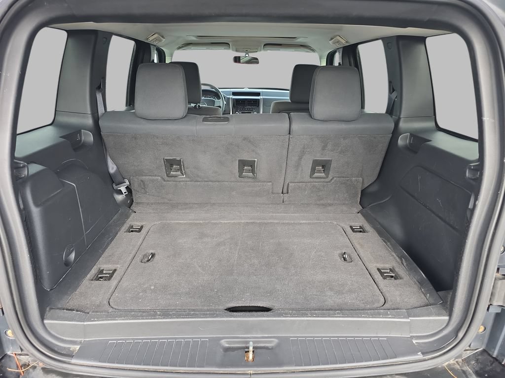 Used 2009 Jeep Liberty Sport w/ Popular Equipment Group AWD/4WD image 13