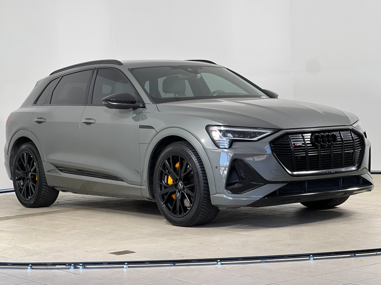 Used 2023 Audi e-tron Chronos w/ Chronos Package AWD/4WD image 8