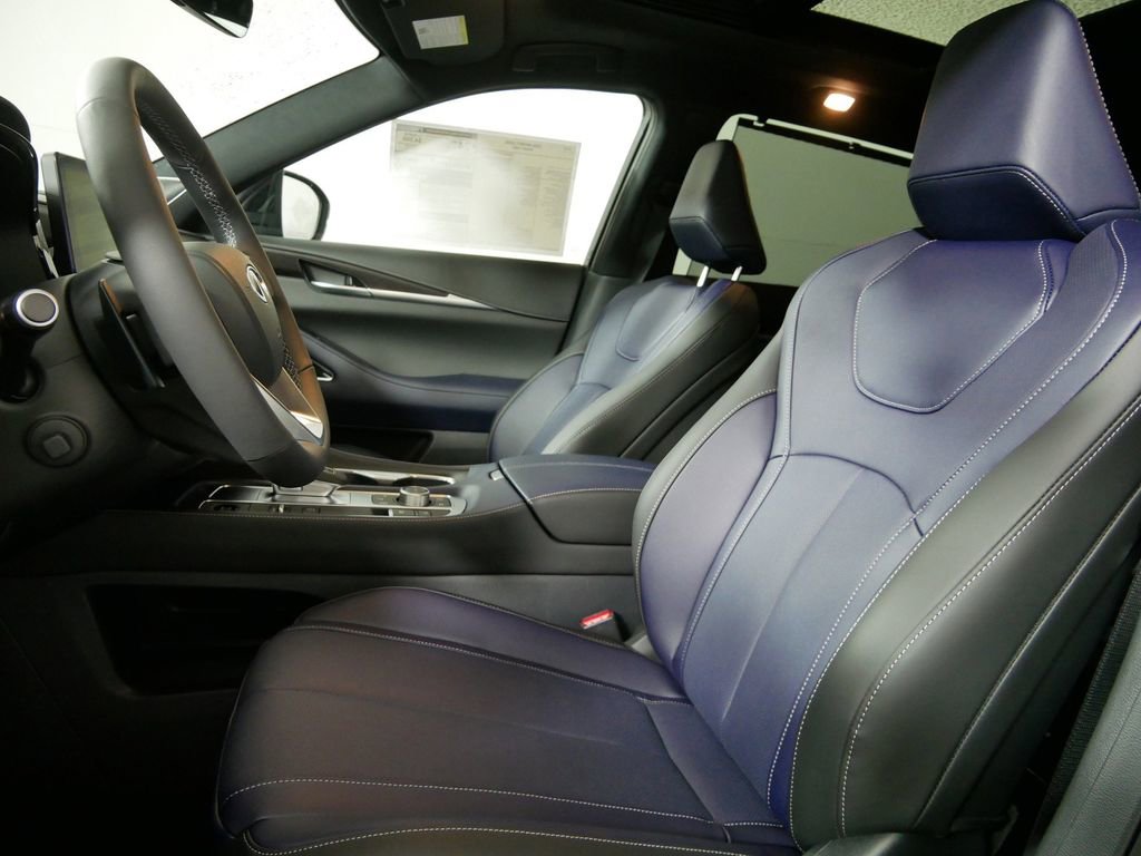 New 2026 INFINITI QX60 Sport image 10