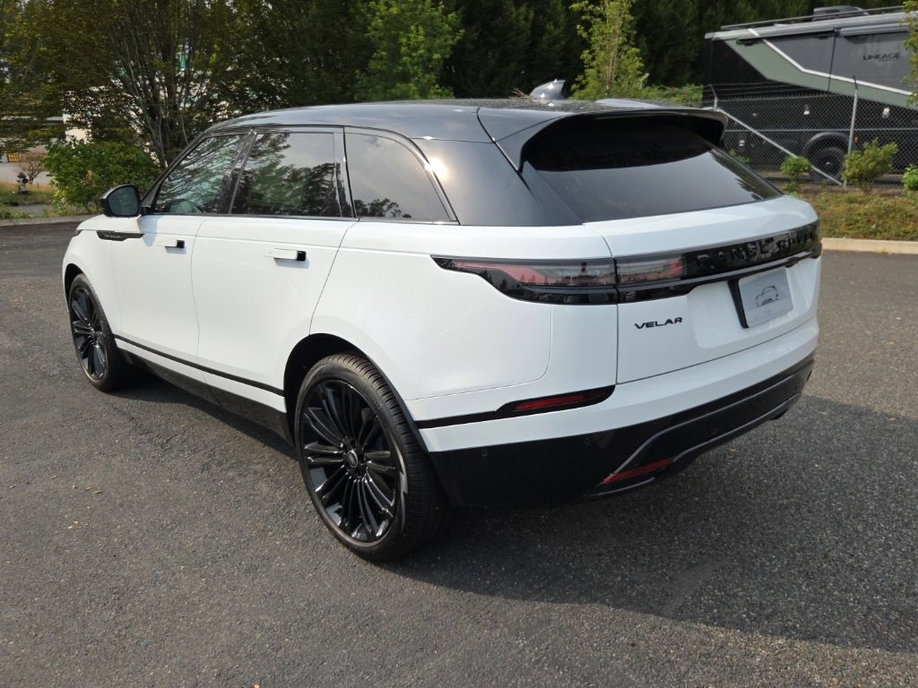 New 2026 Land Rover Range Rover Velar Dynamic SE image 3