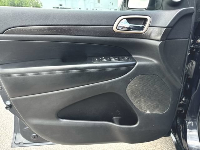 Used 2016 Jeep Grand Cherokee Laredo w/ Quick Order Package 23E AWD/4WD image 21