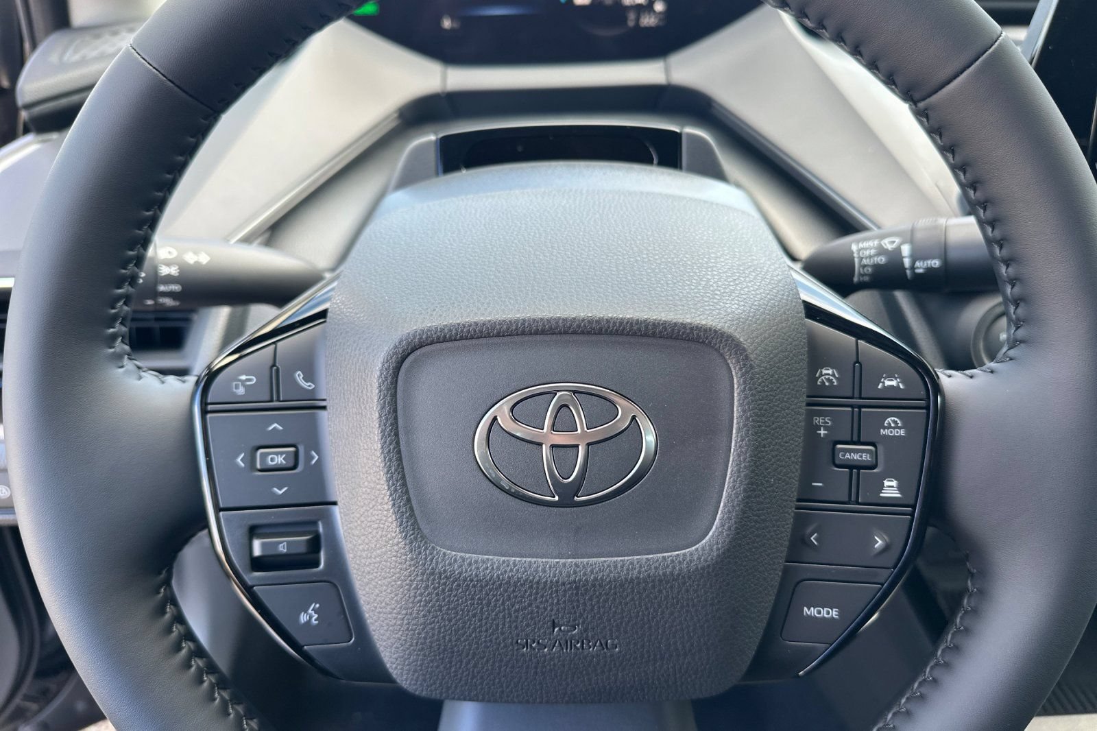 New 2027 Toyota Prius Plug-In Hybrid FWD image 26