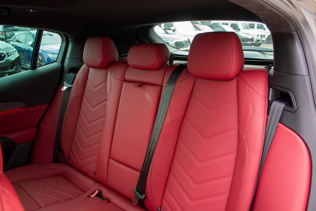 New 2025 Maserati Grecale Modena image 21