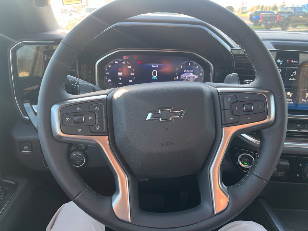 New 2026 Chevrolet Silverado 1500 RST AWD/4WD image 17