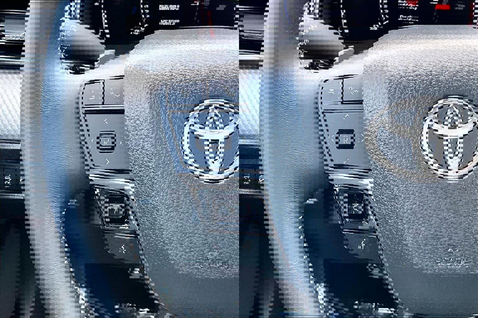 Used 2025 Toyota Camry SE image 23