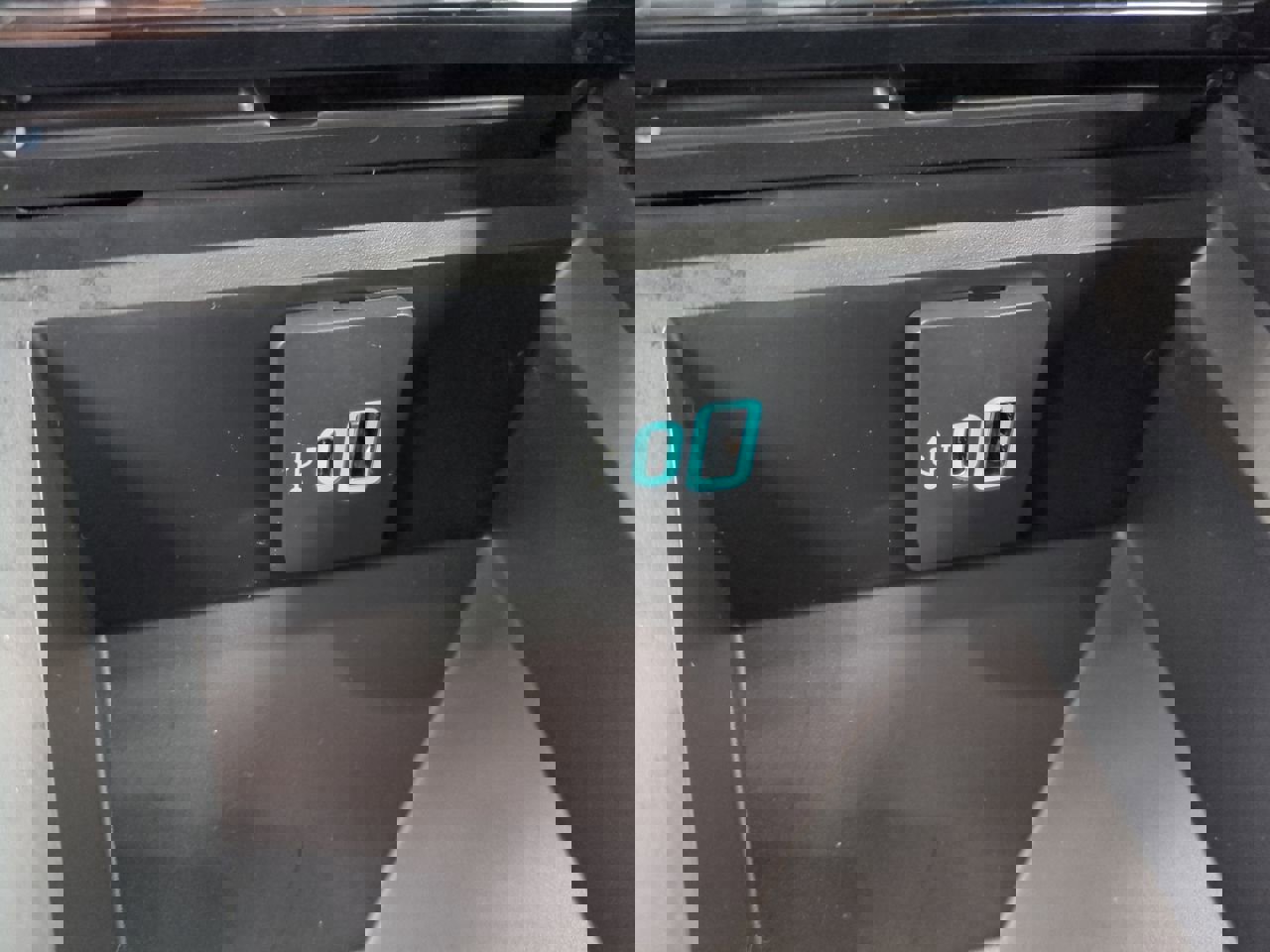 New 2026 Ford F250 Lariat w/ Black Appearance Package image 22