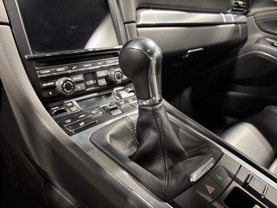 Used 2015 Porsche 911 Carrera S RWD image 23