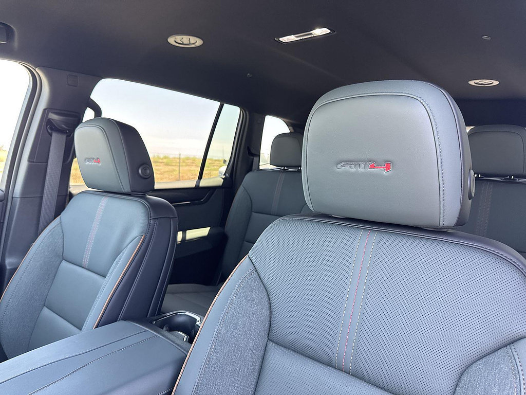 New 2026 GMC Acadia AT4 w/ Luxury Package AWD/4WD image 21
