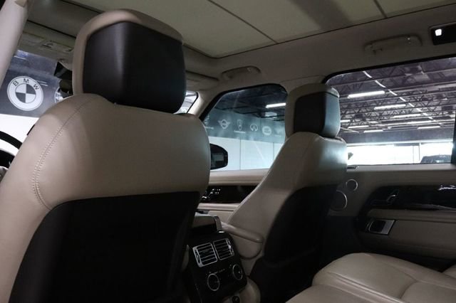 Used 2019 Land Rover Range Rover HSE image 22