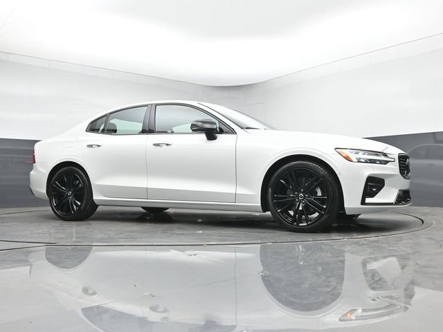 Used 2024 Volvo S60 B5 Plus w/ Climate Package FWD image 36