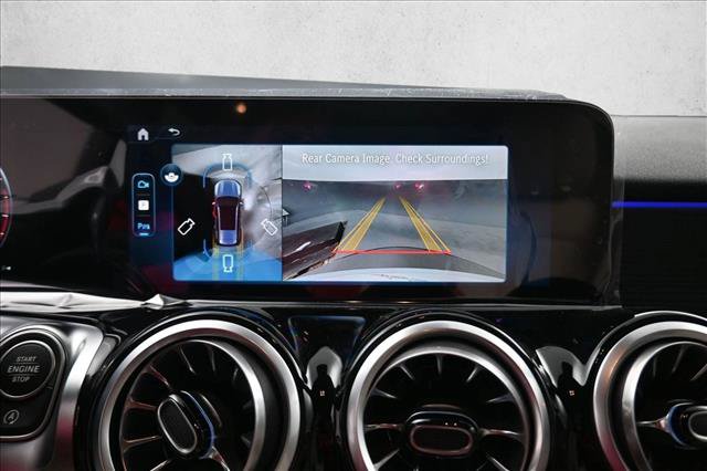 New 2026 Mercedes-Benz GLB 250 4MATIC image 11