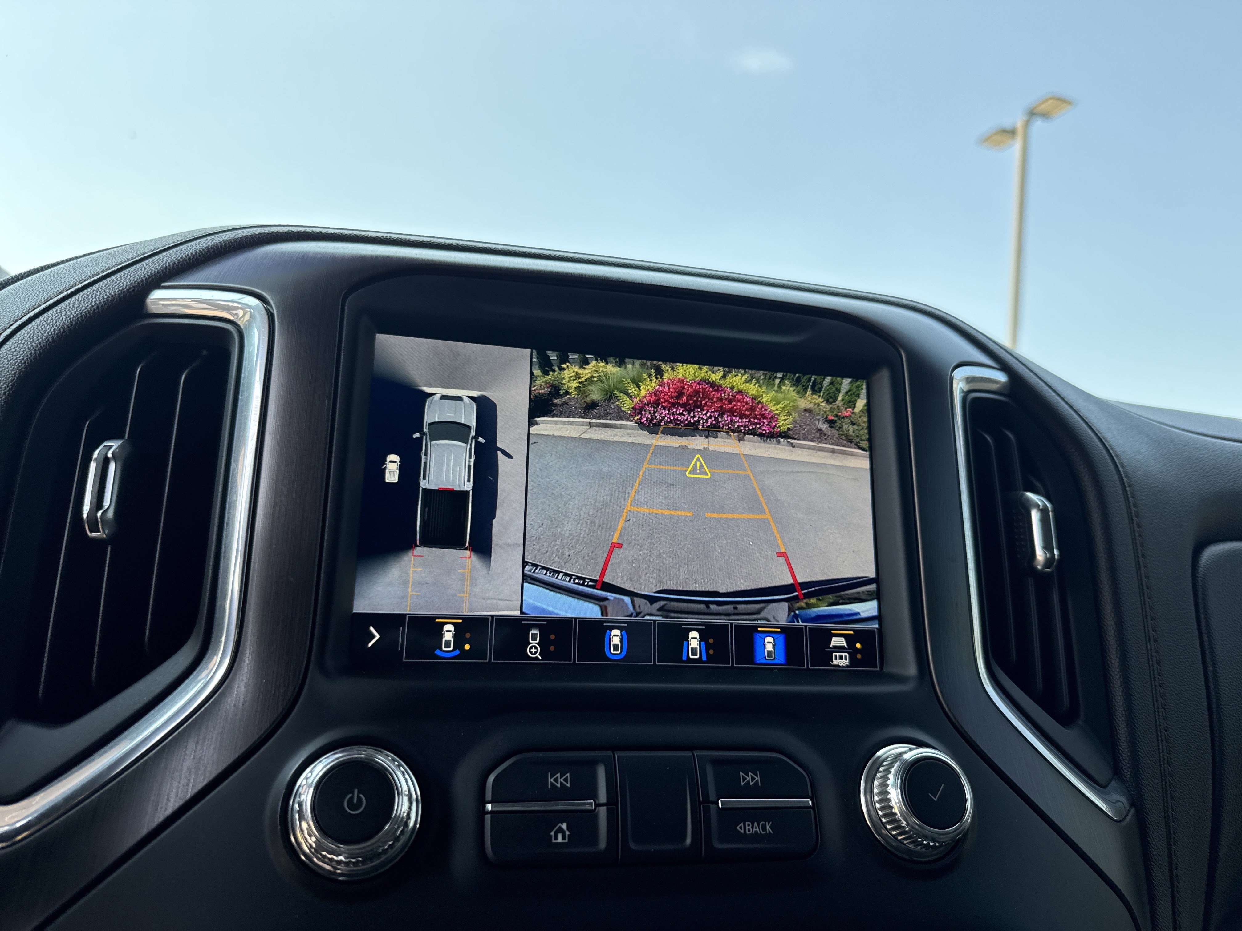 Used 2021 GMC Sierra 2500 AT4 w/ AT4 Premium Plus Package image 26