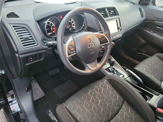 Used 2025 Mitsubishi Outlander Sport ES image 13