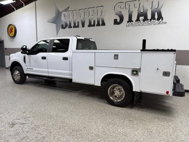 Used 2022 Ford F350 XL w/ Power Equipment Group AWD/4WD image 6