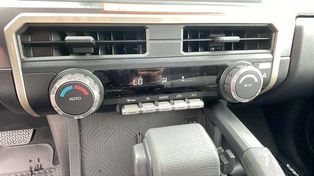 New 2026 Toyota Tacoma TRD Off-Road AWD/4WD image 19