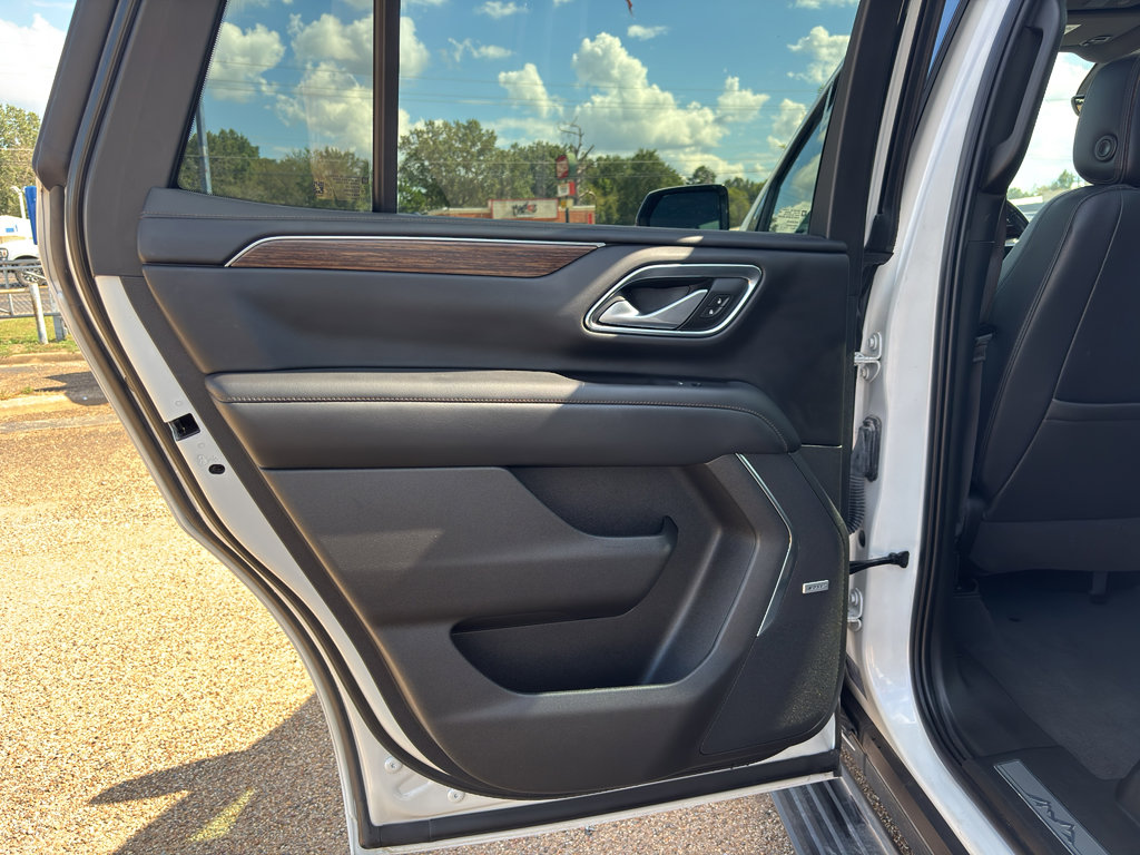 Used 2022 Chevrolet Tahoe High Country w/ Max Trailering Package image 17