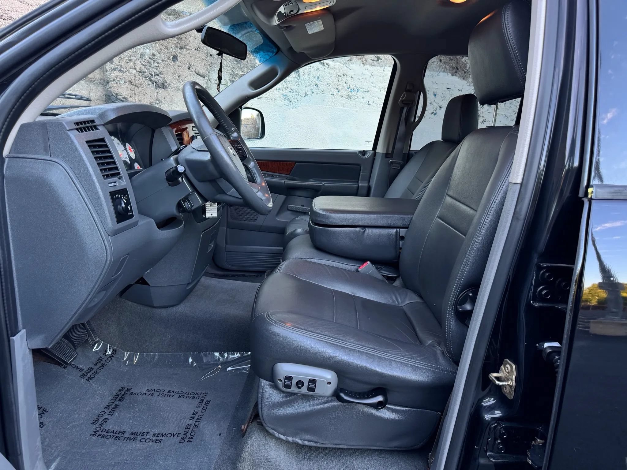 Used 2006 Dodge Ram 2500 Truck SLT AWD/4WD image 14