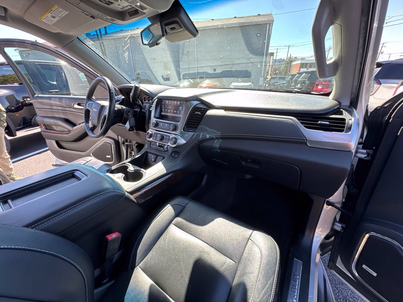 Used 2018 Chevrolet Tahoe LT AWD/4WD image 40