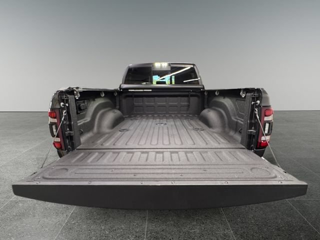 Used 2021 RAM 3500 Big Horn w/ Level B Equipment Group AWD/4WD image 15