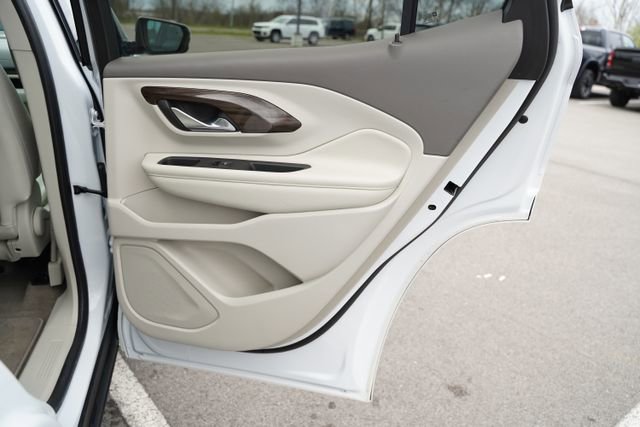 Used 2021 GMC Terrain Denali w/ Denali Premium Package image 24