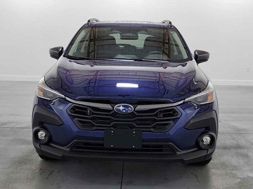 Used 2025 Subaru Crosstrek 2.0i Premium AWD/4WD image 3