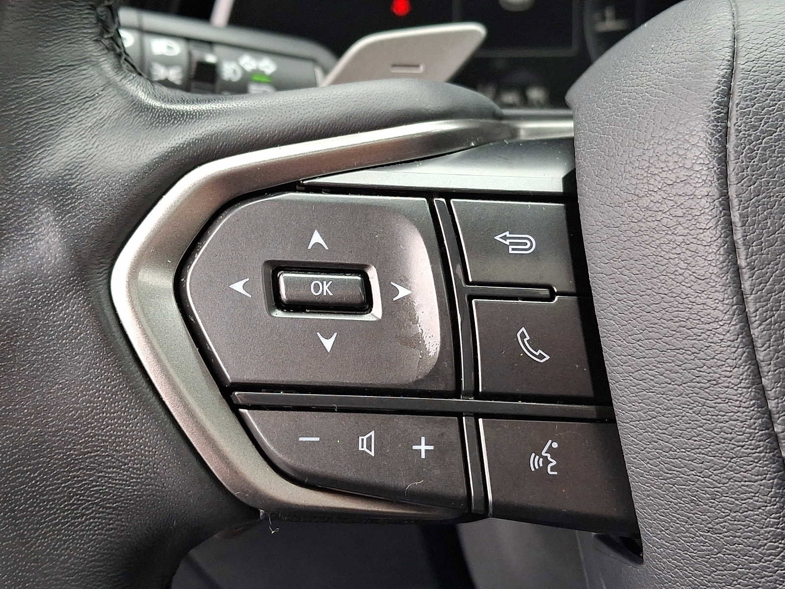 Used 2023 Lexus RX 350 Premium w/ Accessory Package (Z1) image 17