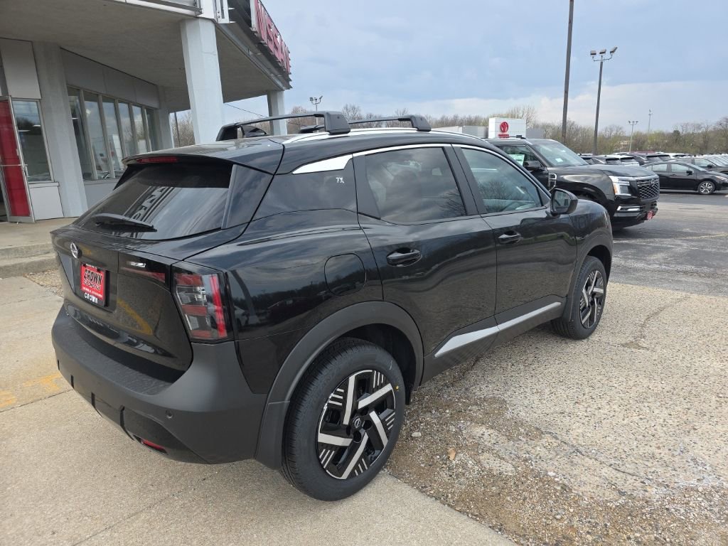 New 2026 Nissan Kicks SV FWD image 3