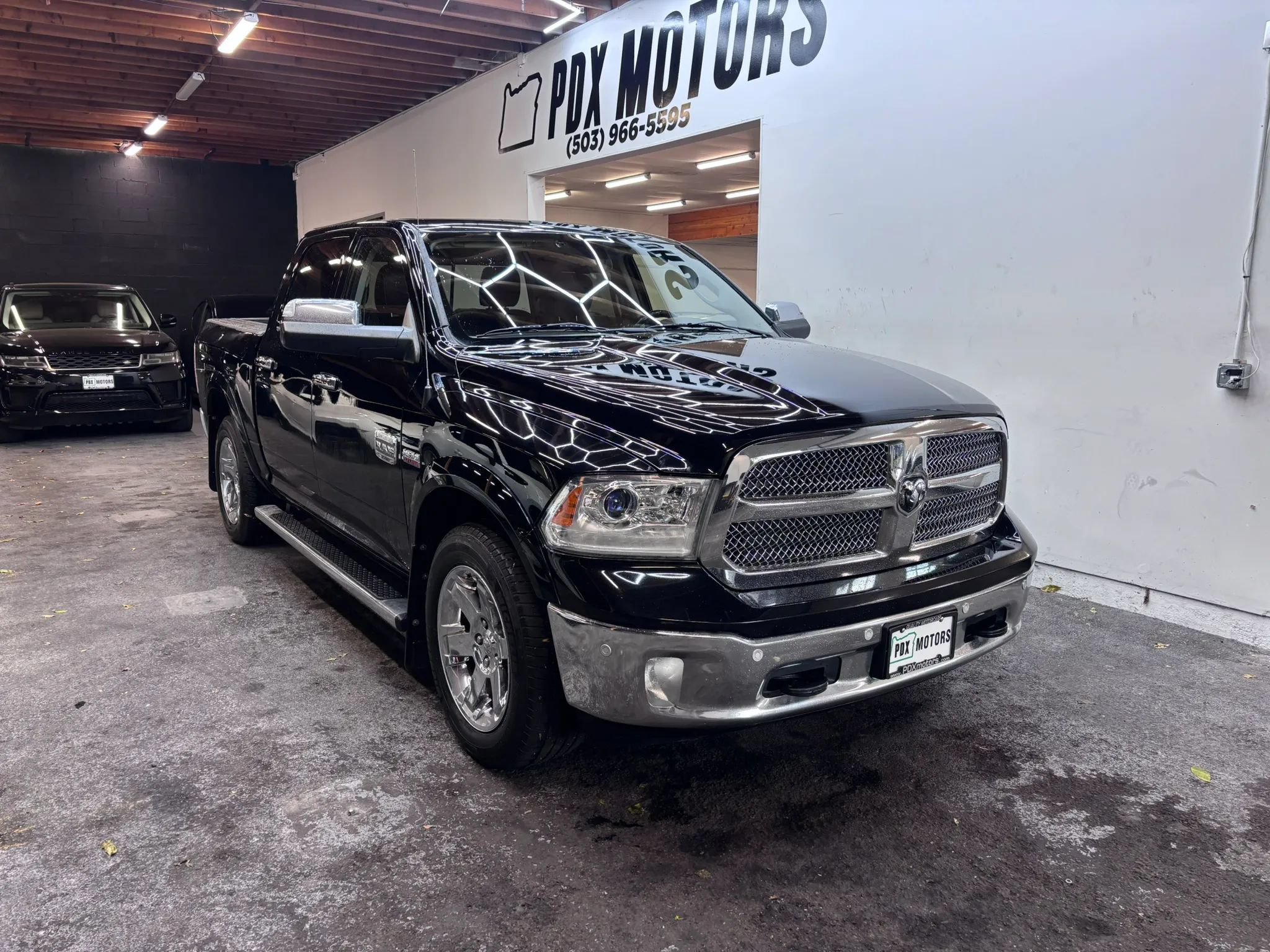 Used 2014 RAM 1500 Laramie Longhorn w/ Trailer Tow Group AWD/4WD image 2