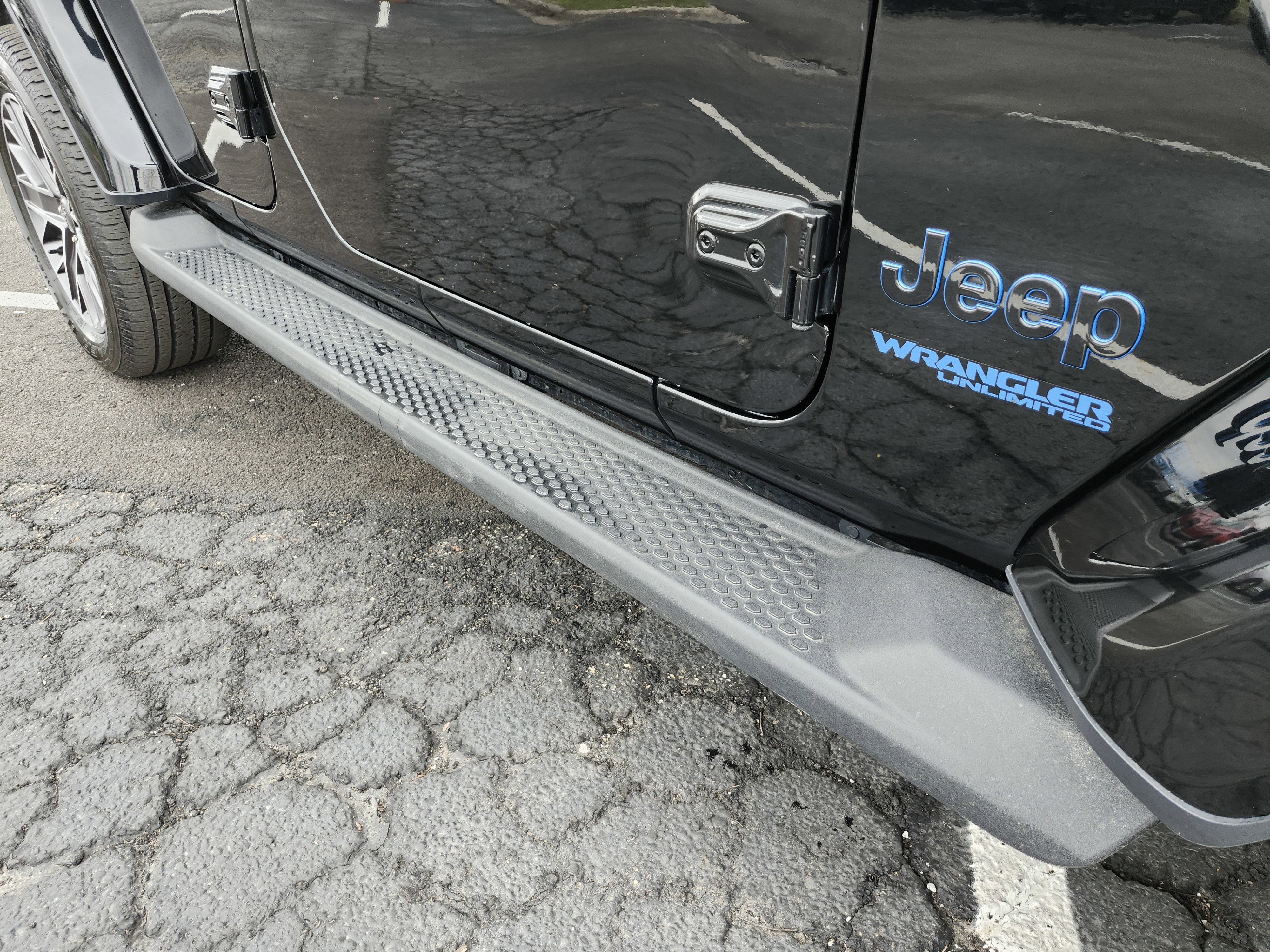 Used 2022 Jeep Wrangler Unlimited Sahara image 12