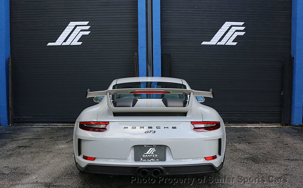 Used 2018 Porsche 911 GT3 image 8