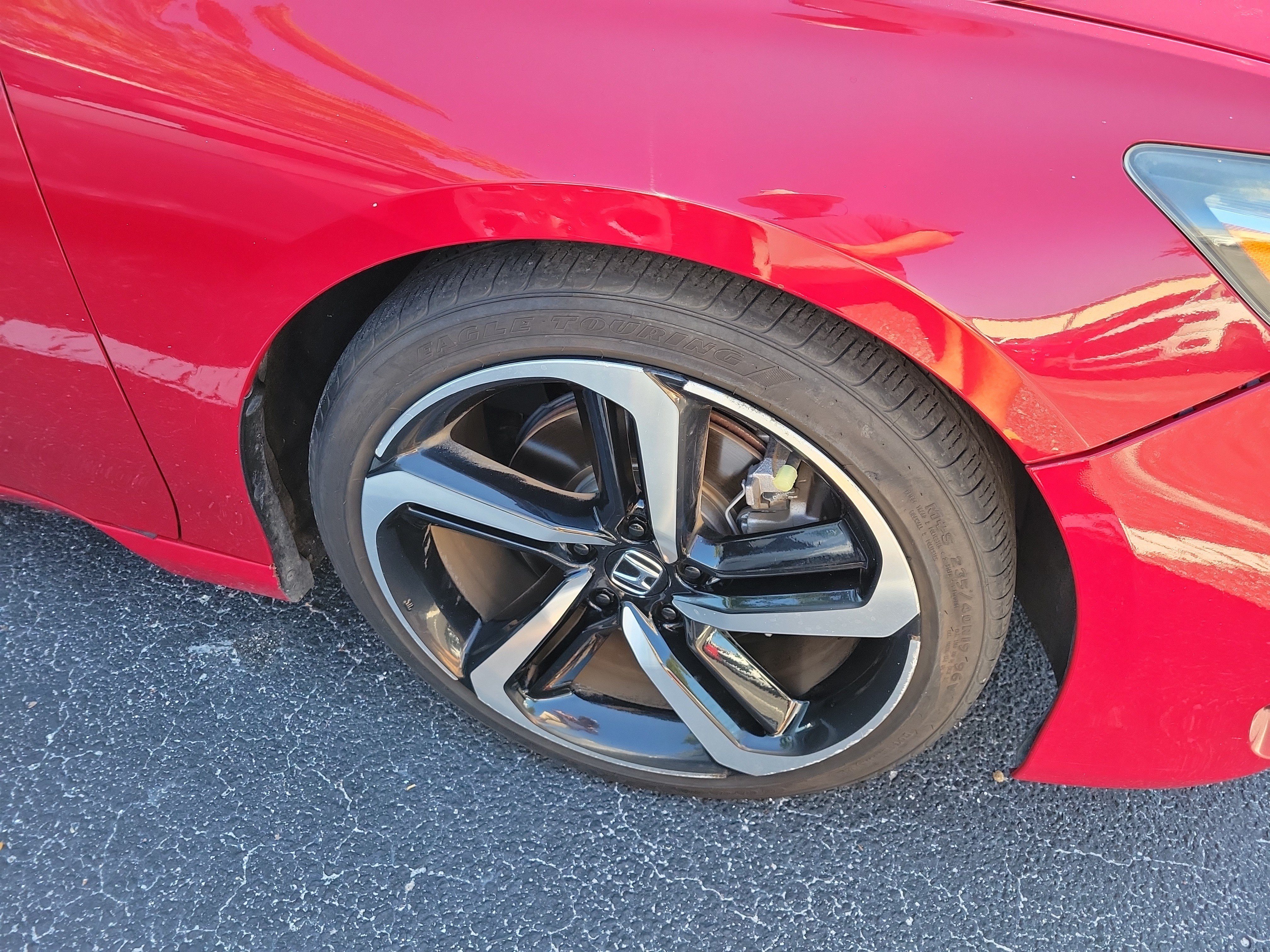 Used 2018 Honda Accord Sport image 8
