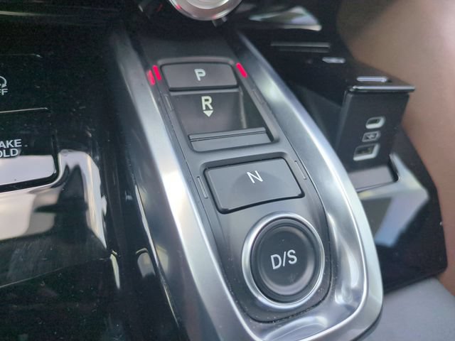 Used 2025 Acura MDX w/ Technology Package FWD image 17