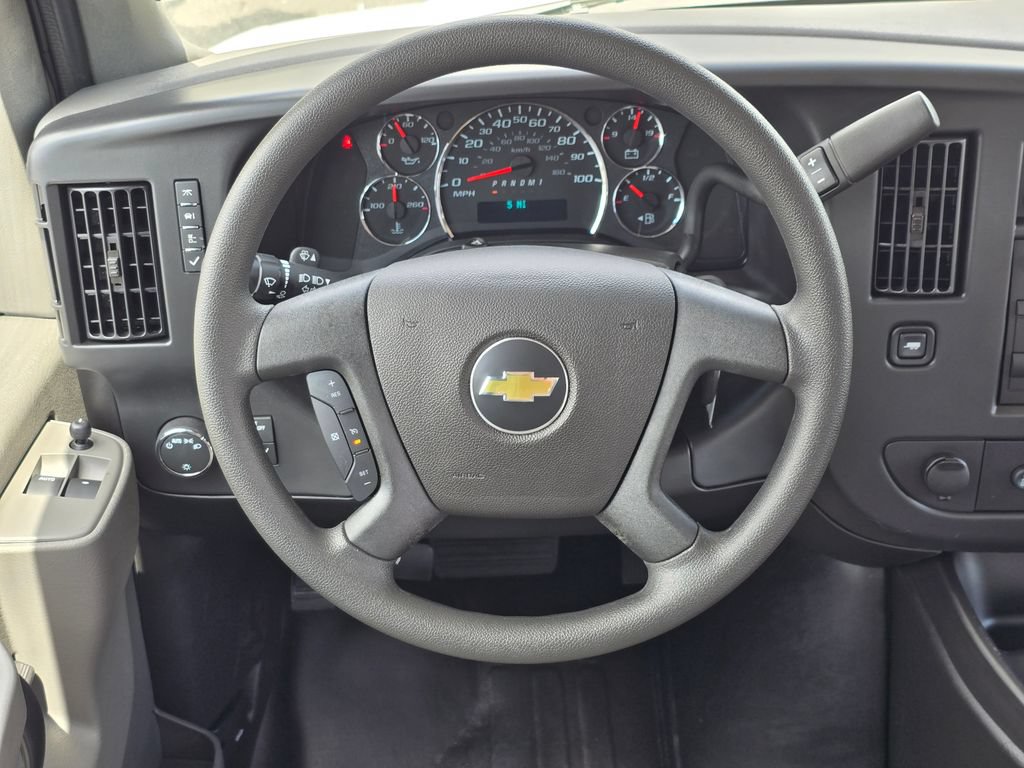 New 2026 Chevrolet Express 2500 w/ Communications Package RWD image 7
