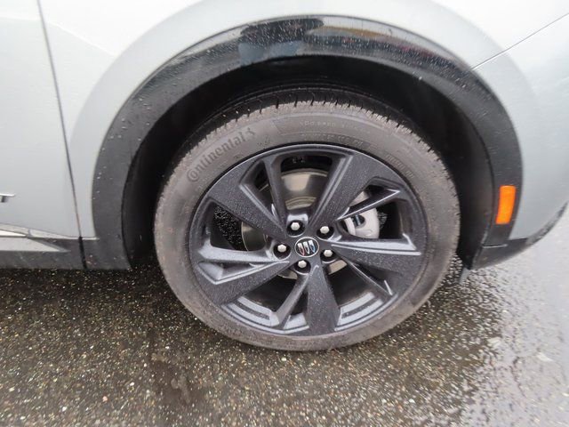 Used 2025 Buick Envision Sport Touring image 10