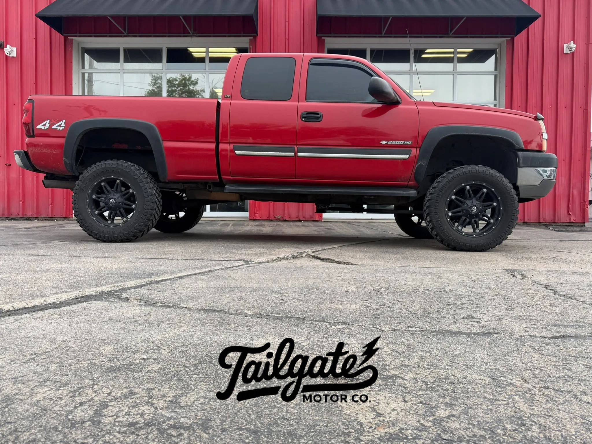 Used 2003 Chevrolet Silverado 2500 LT w/ Skid Plate Package AWD/4WD image 1