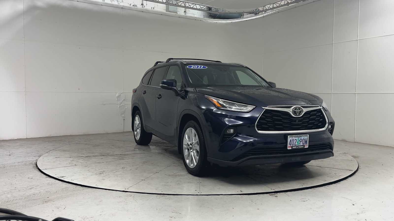 Used 2021 Toyota Highlander Limited AWD/4WD image 2