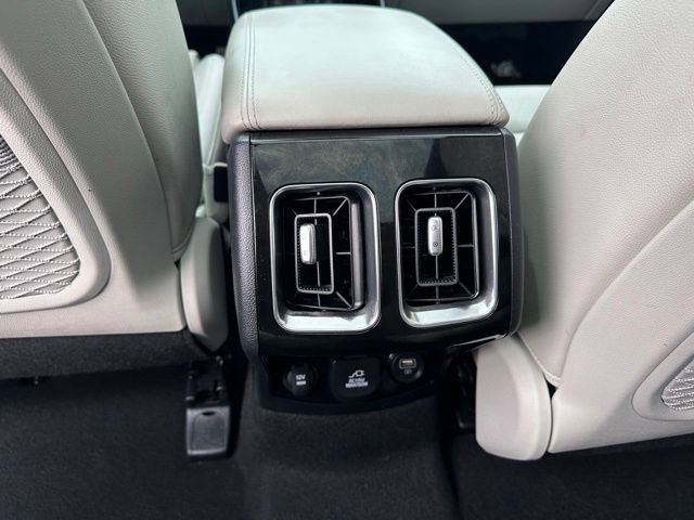 Used 2023 Kia Sorento EX w/ Panoramic Sunroof Package FWD image 22