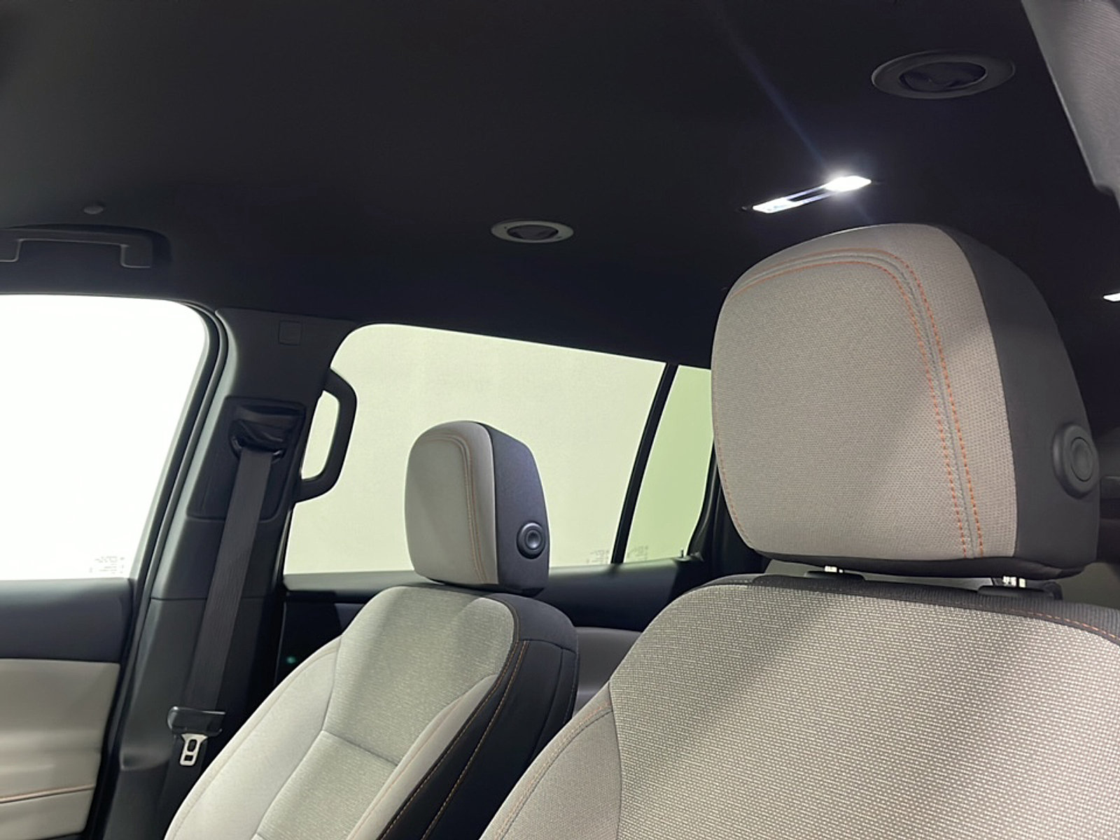 Used 2026 Chevrolet Traverse LT w/ Driver Confidence Package FWD image 13
