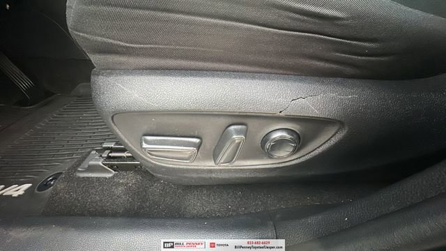 Used 2020 Toyota RAV4 XLE w/ Convenience Package image 16