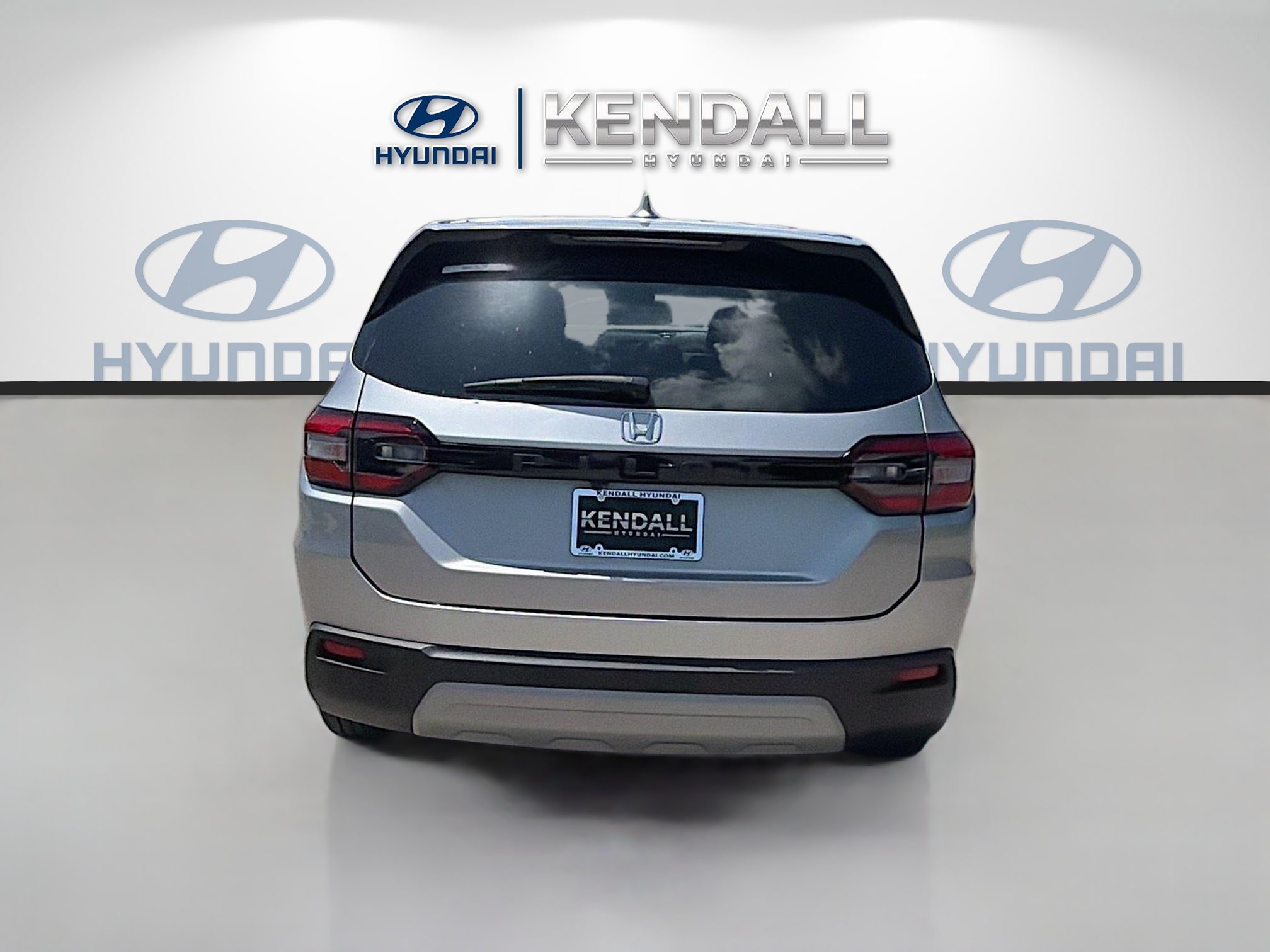 Used 2025 Honda Pilot EX-L image 5
