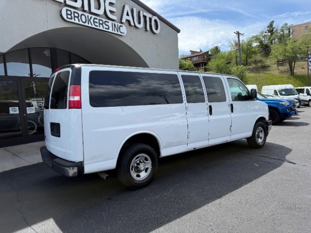 Used 2017 Chevrolet Express 3500 LT w/ LT Preferred Equipment Group image 6