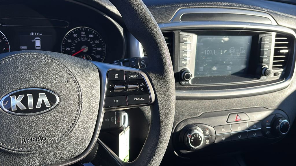 Used 2019 Kia Sorento LX image 18