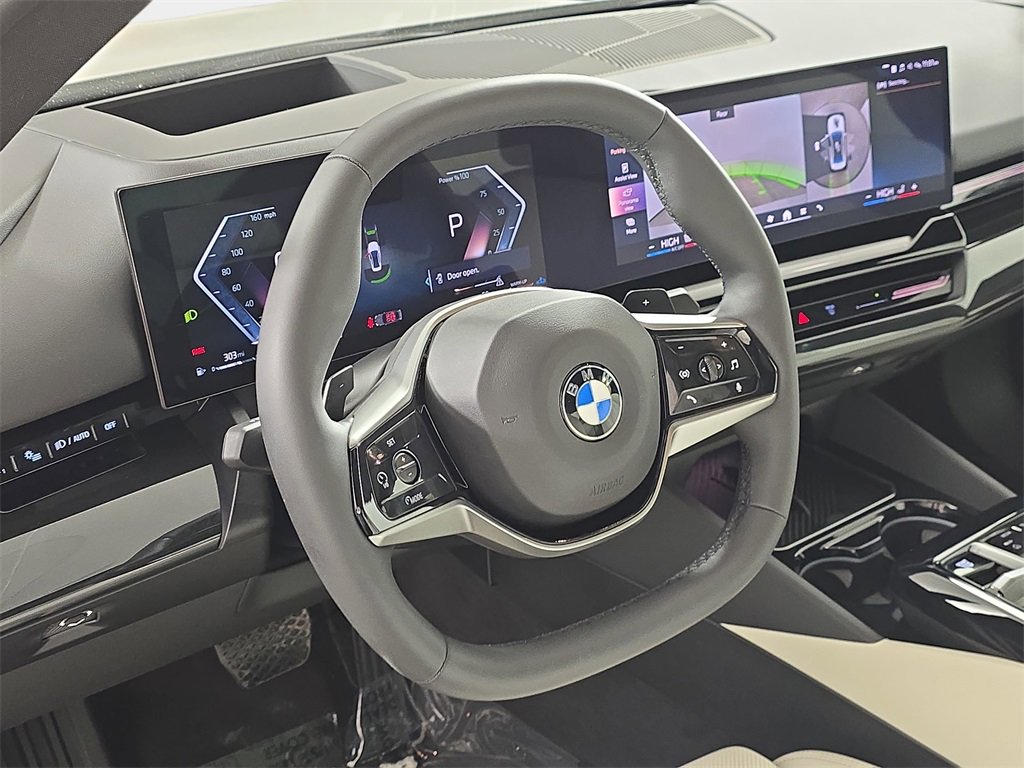 Used 2026 BMW 530i xDrive w/ Premium Package image 19