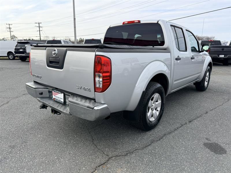 Used 2012 Nissan Frontier SV w/ SV Premium Utility Pkg AWD/4WD image 5