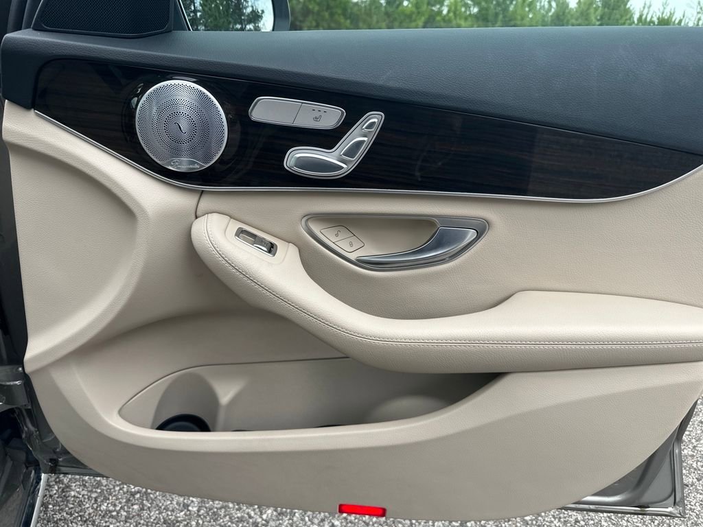 Certified 2021 Mercedes-Benz C 300 Sedan image 35