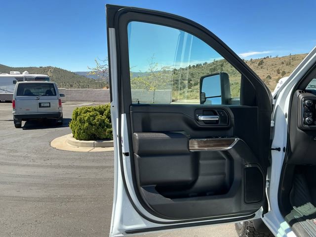 Used 2023 Chevrolet Silverado 2500 LT w/ Convenience Package AWD/4WD image 18