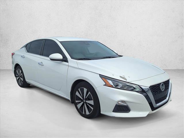 Used 2021 Nissan Altima 2.5 SV FWD image 3