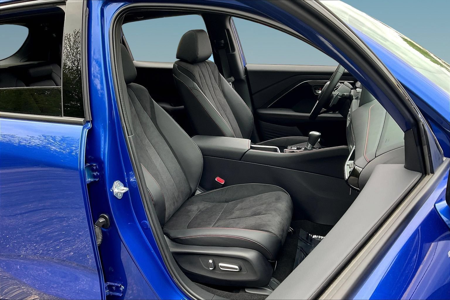 Used 2025 Acura ADX A-Spec AWD/4WD image 28