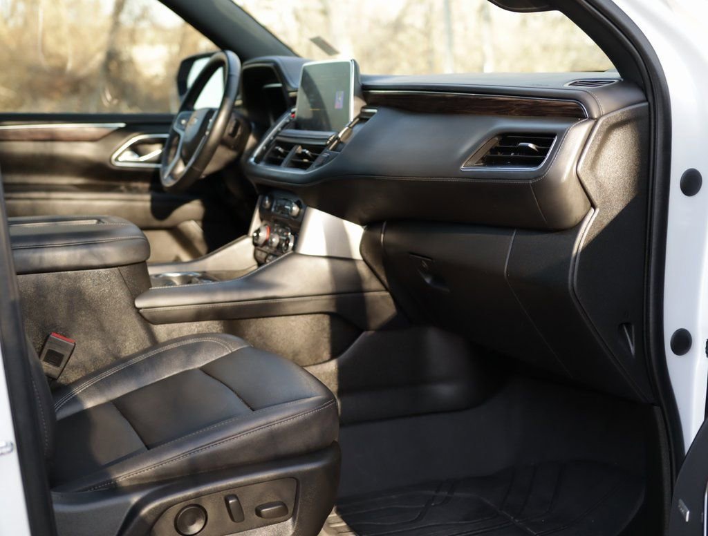 Used 2023 Chevrolet Tahoe LT w/ Luxury Package image 37